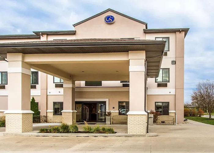 Comfort East Hotel