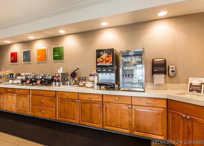 Comfort East Hotel Mattoon