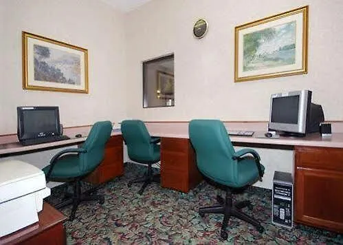 Comfort East Hotel Mattoon